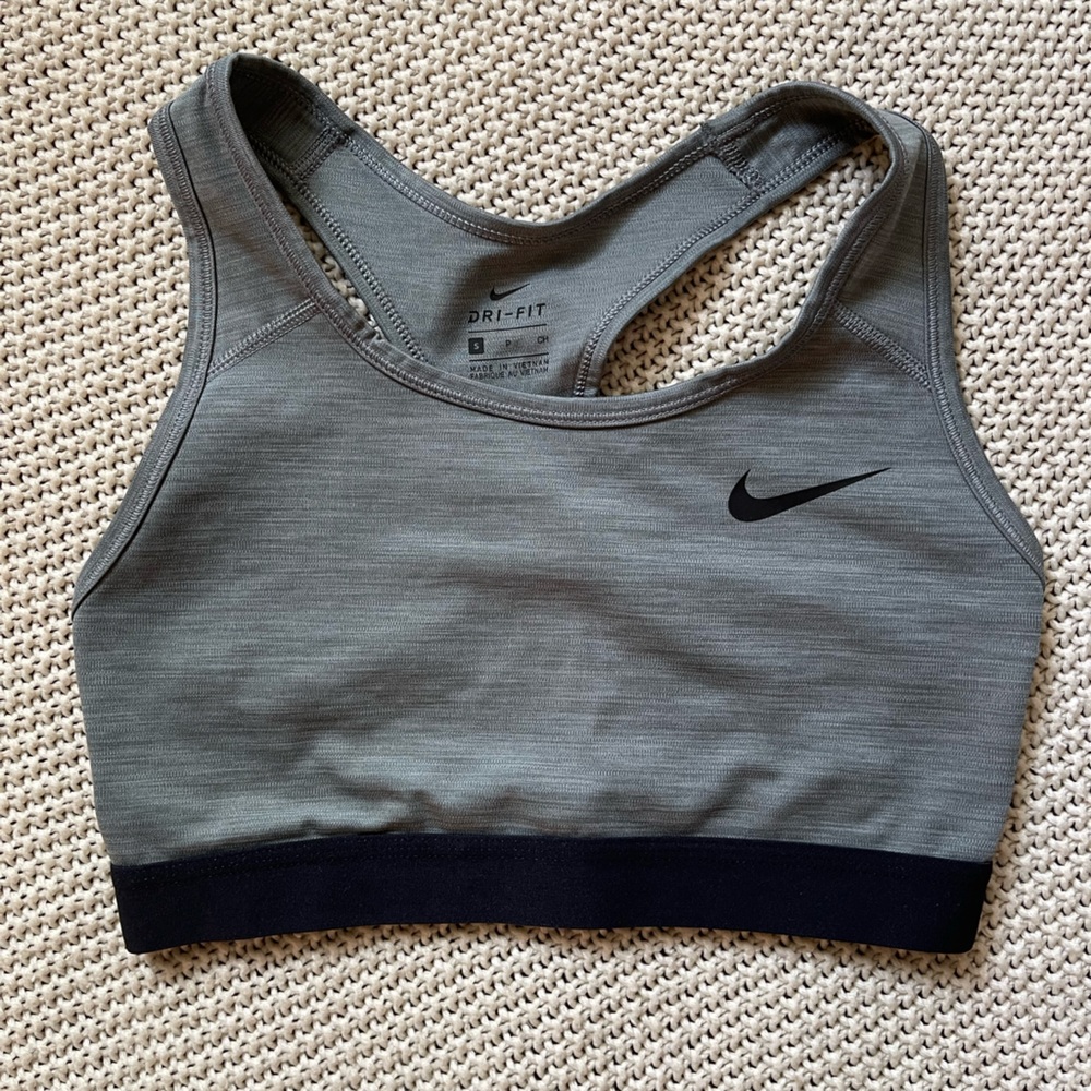 Nike Women's Gray Sports Bra